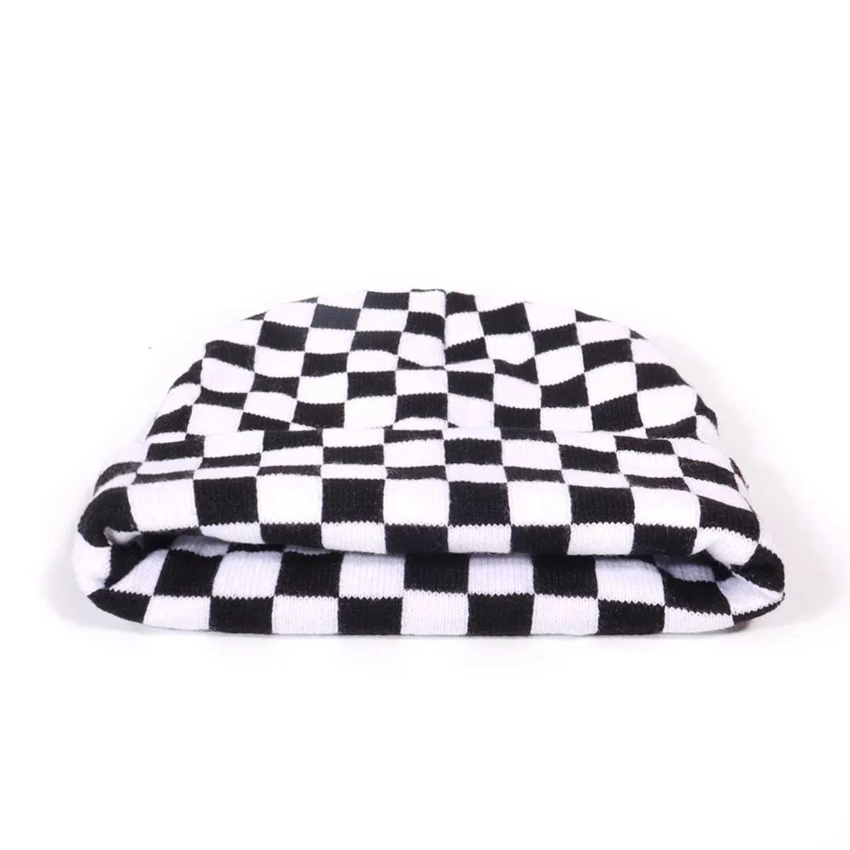 Checkered Jacquard Roll Brim Knit Beanie Minimalist White Streetwear Unisex Couple Winter HatXJ251023