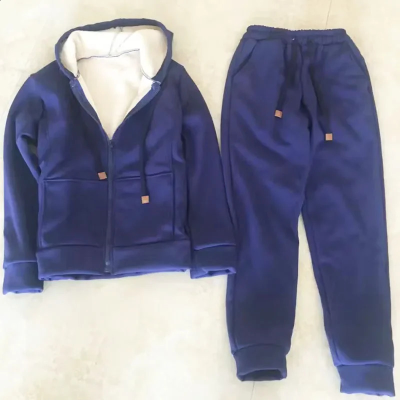 Winter Warm Tracksuit Pants Sets Thick Joggings Lambwool Oversize Sweatsuit Fashion Fleece Sweatshirt Tow Piece Outfits 251021