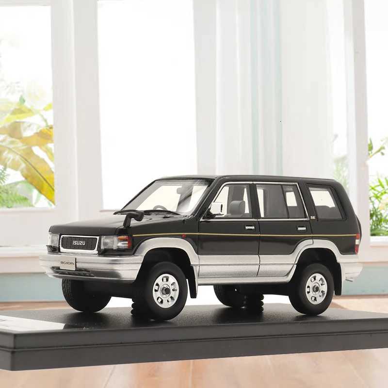 143 Scale Resin Car Model BIGHORN 1993 Car Model Vehicles High Simulation Car Toys Model Collection GiftsT251023
