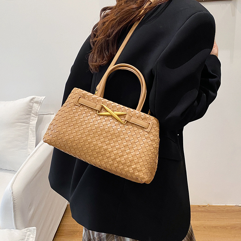Luxury Brand Designer Bag Handwoven Bag High-End Old Money Style Fashionable Versatile Handbag Crossbody Bag Women's Tote Bag