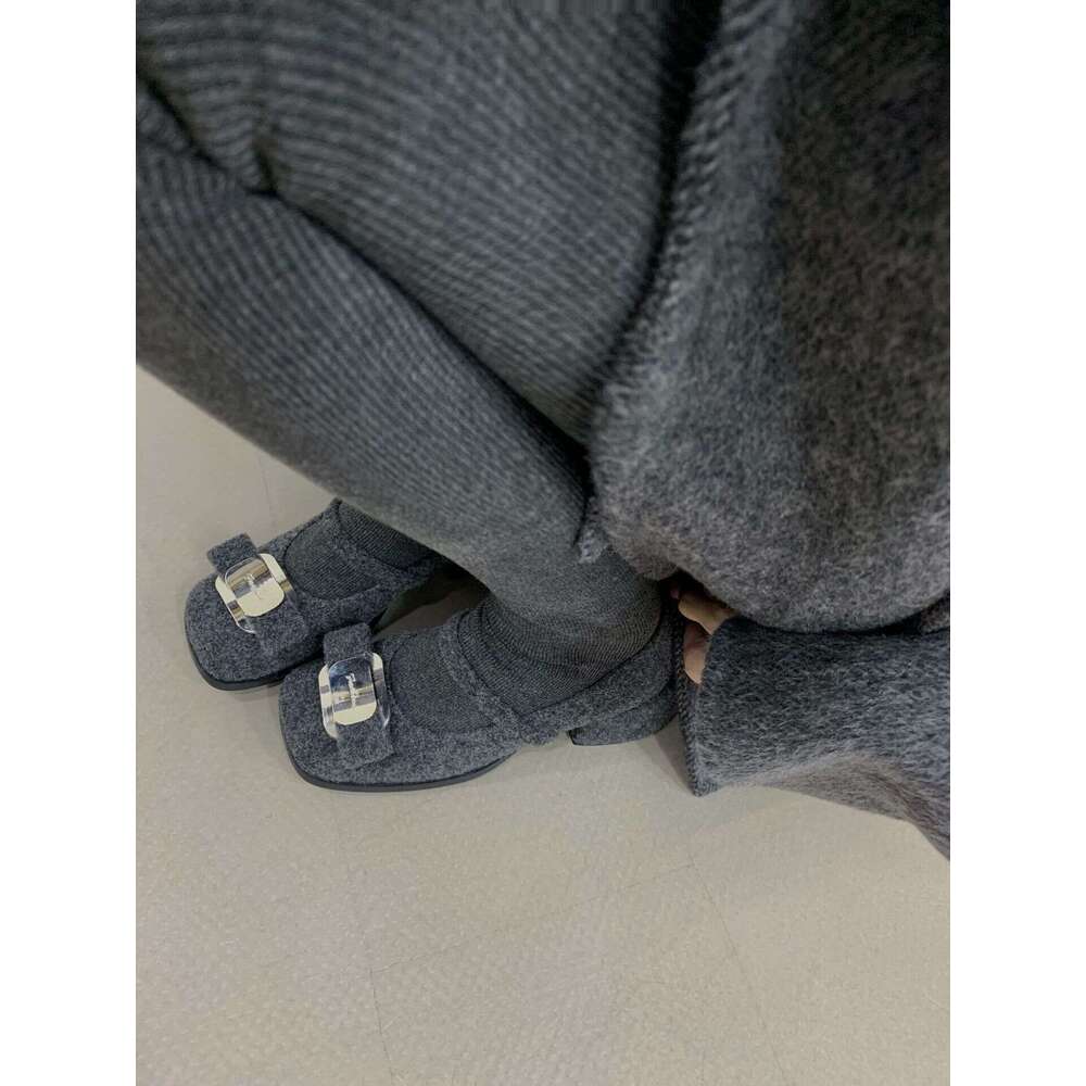 2025 New Ballet Style Metal Buckle One-Strap Round-Toe Granny Shallow Mouth Designer Shoe Mary Jane Shoes for Women