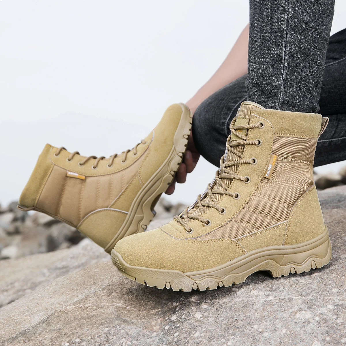 Brown Mens Snow Leather Boots Men Casual Walking Shoes High Top Male Winter Shoes Punk Lace Up Outdoor Hiking Shoe 251021
