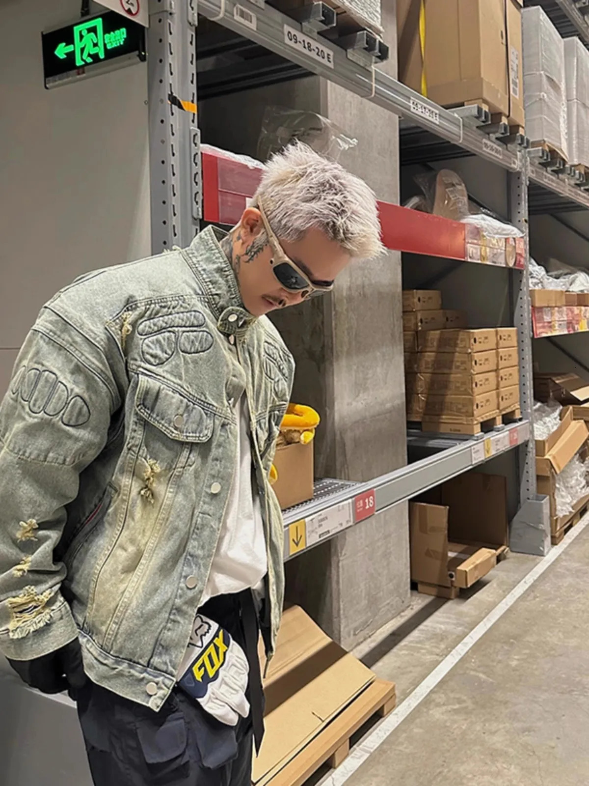 REDDACHIC 90s Retro Destroyed Denim Jacket Men Distressed 3D Padded Long Sleeves Loose Casual Bomber Coat Biker Moto Y2k Outwear 251017