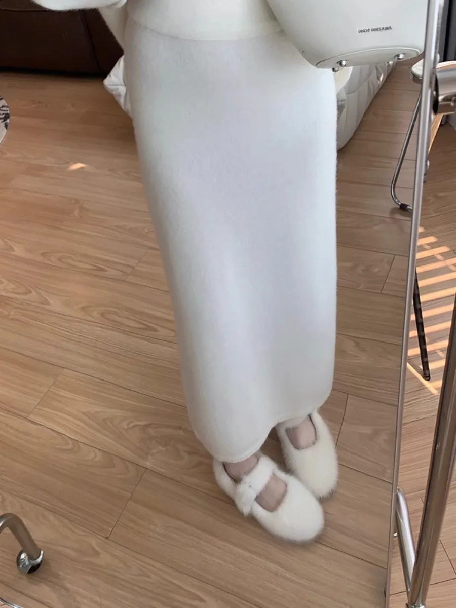 Soft Waxy Autumn and Winter Skirt Straight Versatile Thin Knitted Medium Long H Casual Women 251022