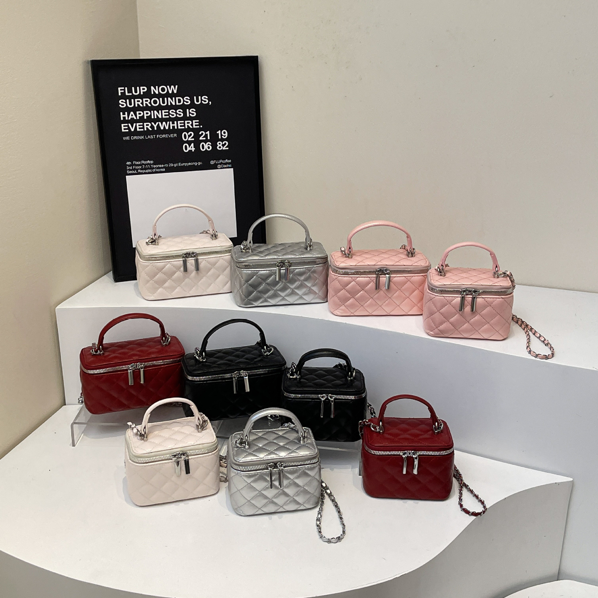 Luxury Brand Designer Bag Korean Fashion Quilted Box Bag Niche Single Shoulder Crossbody Embroidered Bag Women New Chain Trendy Small Square Bag