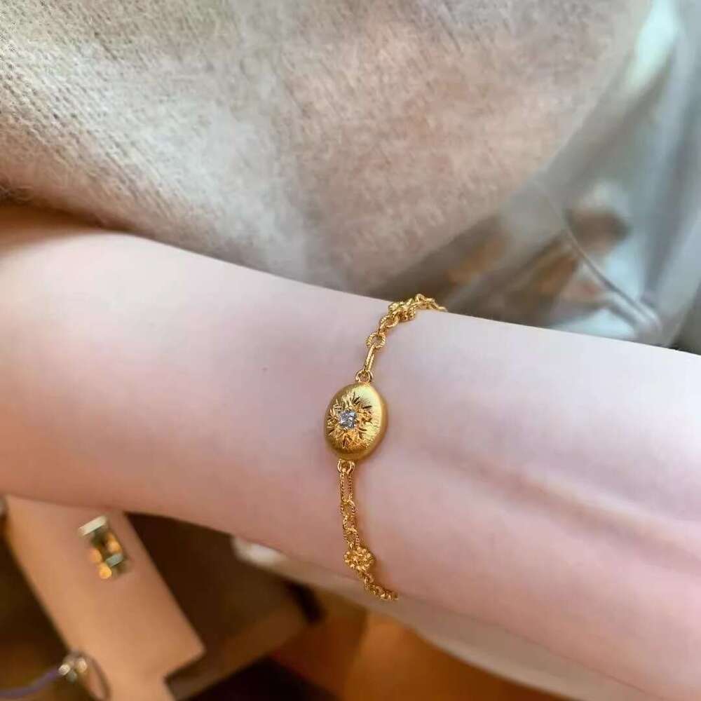 New Niche Design Brushed Carved Vintage gold Heavy Craft Light Style Elegant Women's Bracelet