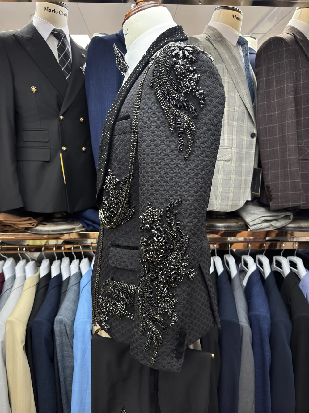 Celebrity Black Elegant Mens Suit Single Breasted Handsome Formal Banquet Luxurious Jacket Vest Pants Groom Wear 251023