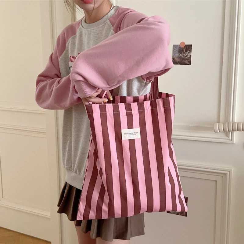 Vintage Stripe Womens Canvas Shoulder Bag Large Capacity Female Daily Shopping Bags Casual Portable Ladies Travel Tote HandbagsL251023