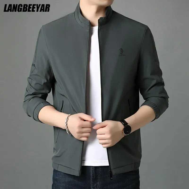 Top Quality New Brand Casual Fashion Stand Collar Streetwear Mens Coats And Jackets Zipper Windbreaker Simple Mens Clothes 2025 W251023