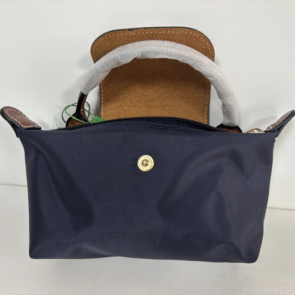 2025 waterproof nylon mini dumpling bag messenger classic crossbody fashionable easymatching handbag 251018