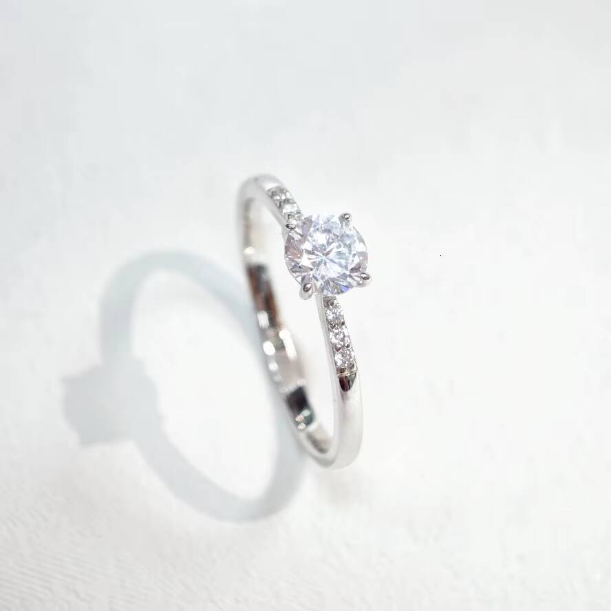 Womens 925 Sterling Silver RoundCut Moissanite Engagement Ring with GRA Certificate