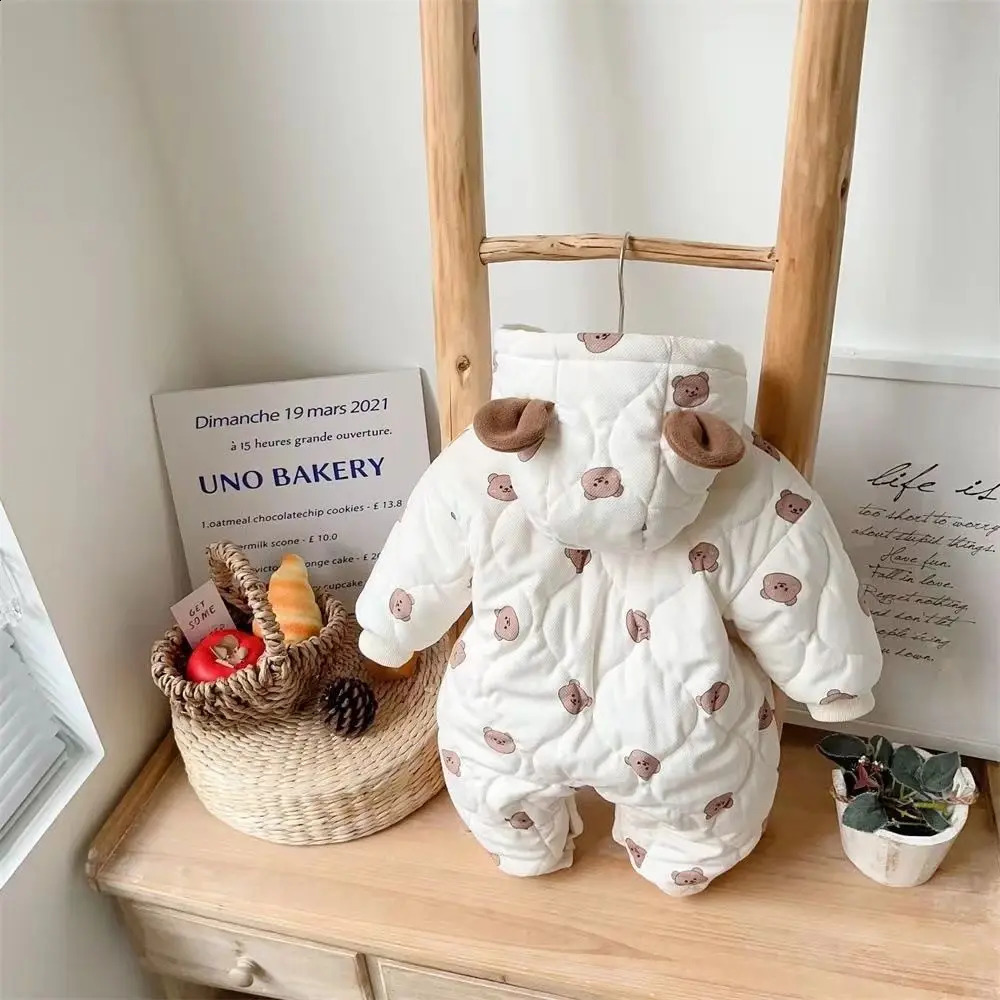 Winter Baby Snowsuit Cute Cartoon Warm Padded Romper 012M Boys Girls Outfit 251023