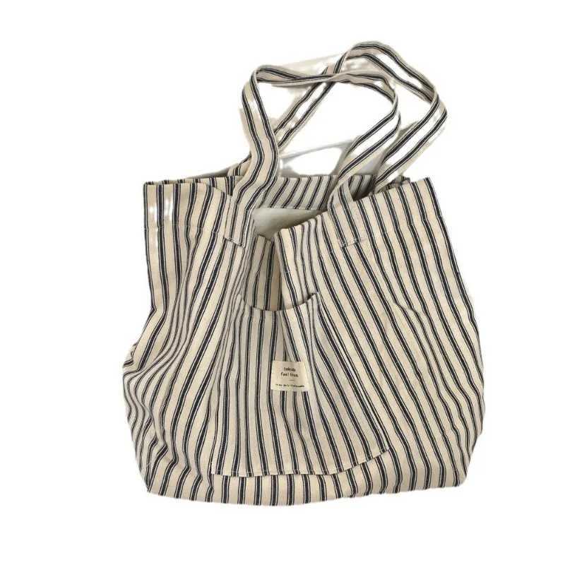 Holiday Striped Canvas Bag Versatile for Shopping Large Capacity Shopping Bag for Women Lightweight Commuting Shoulder BagL251023