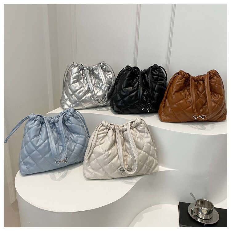 Designer Bags Fashion Padded Shoulder Cotton Quilted Backpack Large capacity For Women Casual Drawstring Bag Shopper Purse