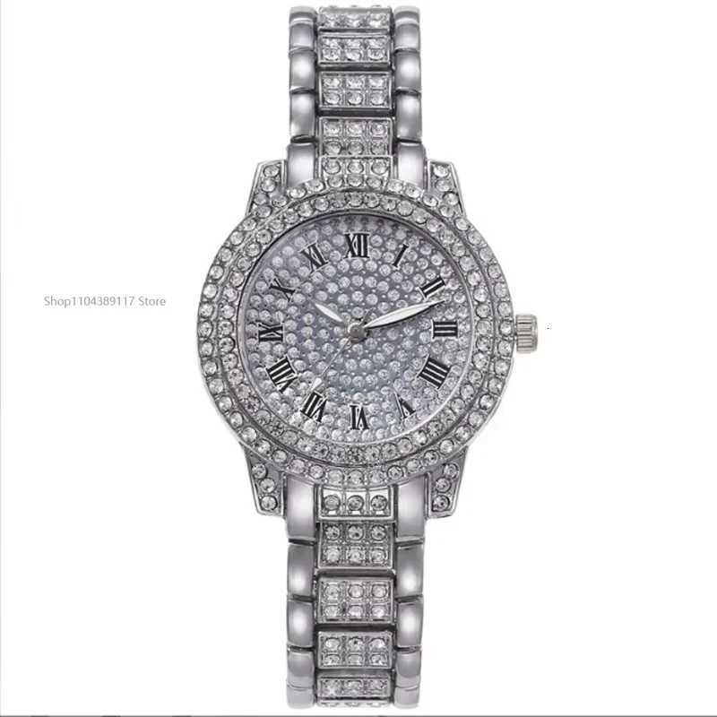 Casual Ladies Quartz Wrist Watch Bracelet Set 6PCS Set Women Watch Clock Roman Dial Luxury Brand Design Women Montre Femme RelojL251023