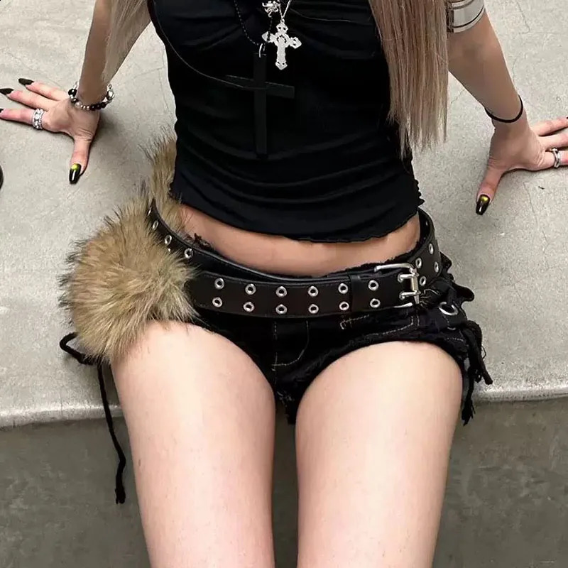 Punk Faux Fur Belts Y2K Vintage PU Studded Patchwork Belt Cowgirl Metal Plush Waist Chain Fashion Furry Waistband Jeans Belts 251013