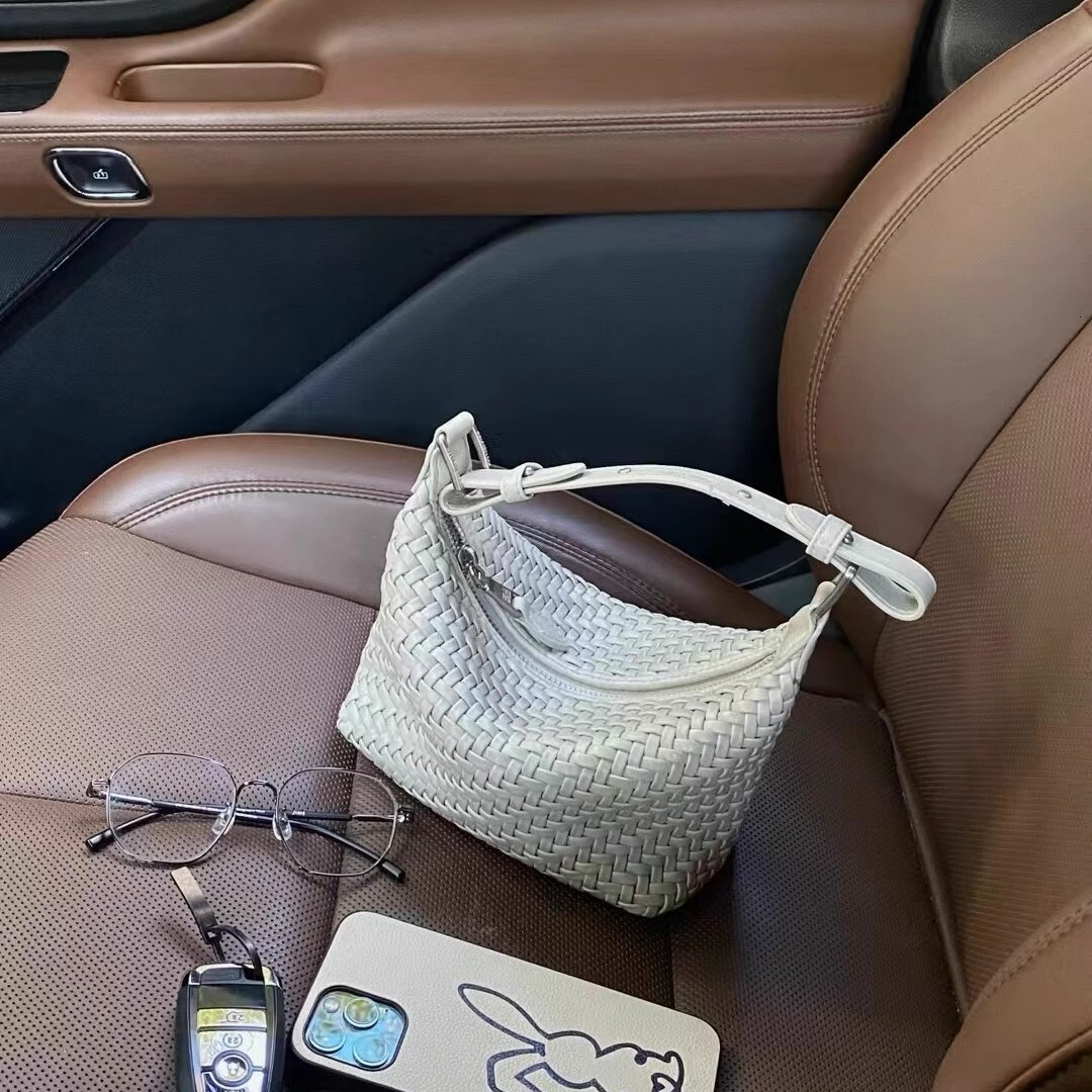 Luxury Brand Designer Bag Niche Woven Handbag For Women 2025 New Versatile Casual Handheld Crossbody Bag With High-End Feel Single Shoulder Bag