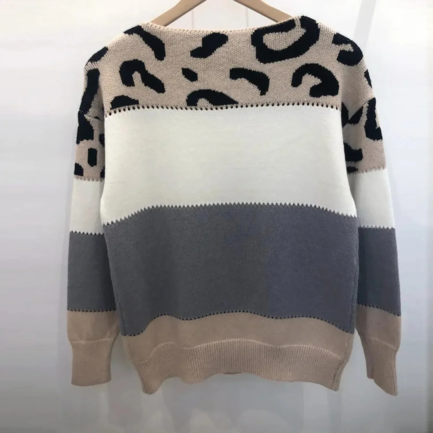 2025 Women Leopard Sweater Fashion Long Sleeve Tops Knitted Pullovers Pink KnitwearsWomens Autumn Winter Clothes for 251016