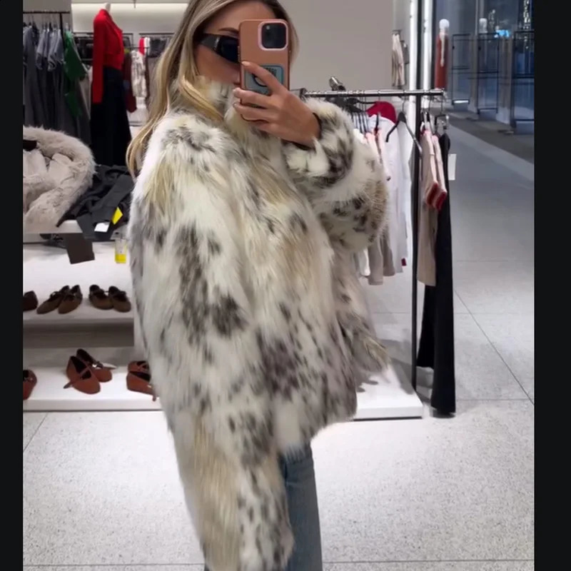 Winter Woman Multicolor Faux Fur Side Pockets Casual Crop Coat Fashion Elegant Women Thick Warm Lapel Jacket Street 251022