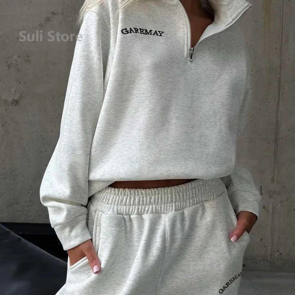 2025 European American New Versatile Casual Fashion Thickened Embroidered Long Sleeve Sweatshirt and Long Pants TwoPiece SetT251022