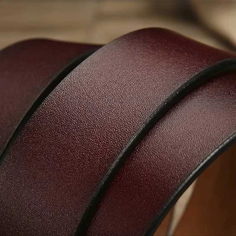 Mens belt suitable for daily commuting gatherings and gift giving easy to match with jeans or casual pants exquisite beltXJ251023