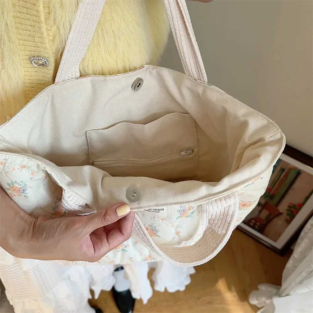 Sweet Floral Womens Bento Handbags Retro Patchwork Ladies Tote Shoulder Bags Retro Flower Female Storage Shopper Bag PurseL251023