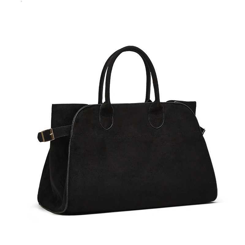 Design Handbag Leather HighCapacity Commuting Bag Fashionable Cowhide Suede Briefcase Tote Bag Travel Bag SuedeL251023
