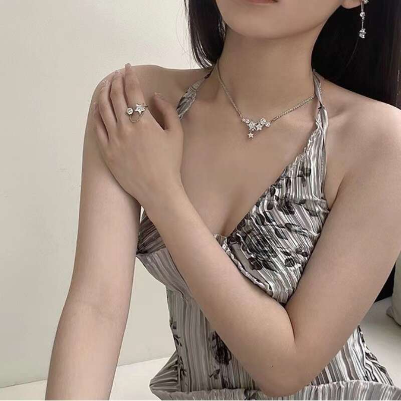 Necklace Designer luxury pendant necklace Five Pointed Star Zircon inlay for Women men Simple Fashion High-End copper plated with silver Festival vaca