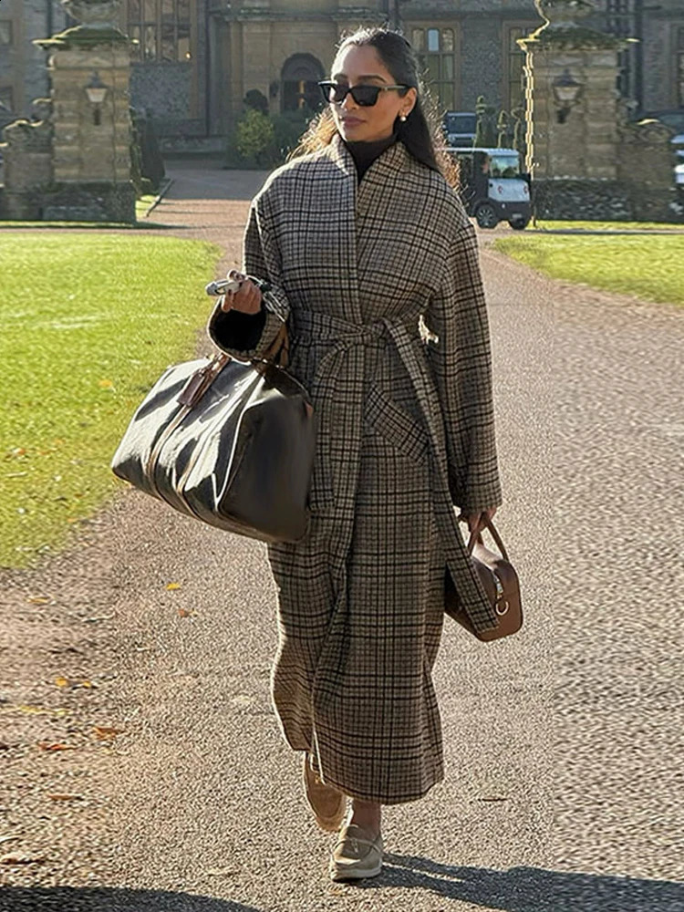 Elegant Plaid Stand Collar Long Coat Women Retro Casual Single Breasted Belt Tweed Coats Female 2025 Winter Chic Street Overcoat 251013