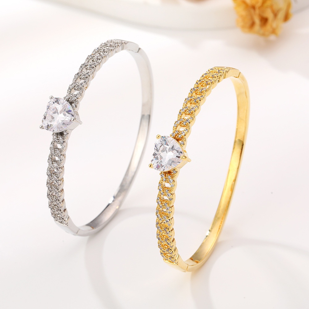 Designer bracelet Luxury zircon heart-shaped diamond bracelet fashionable couple bracelet niche design Bracelet free shipping gift for women