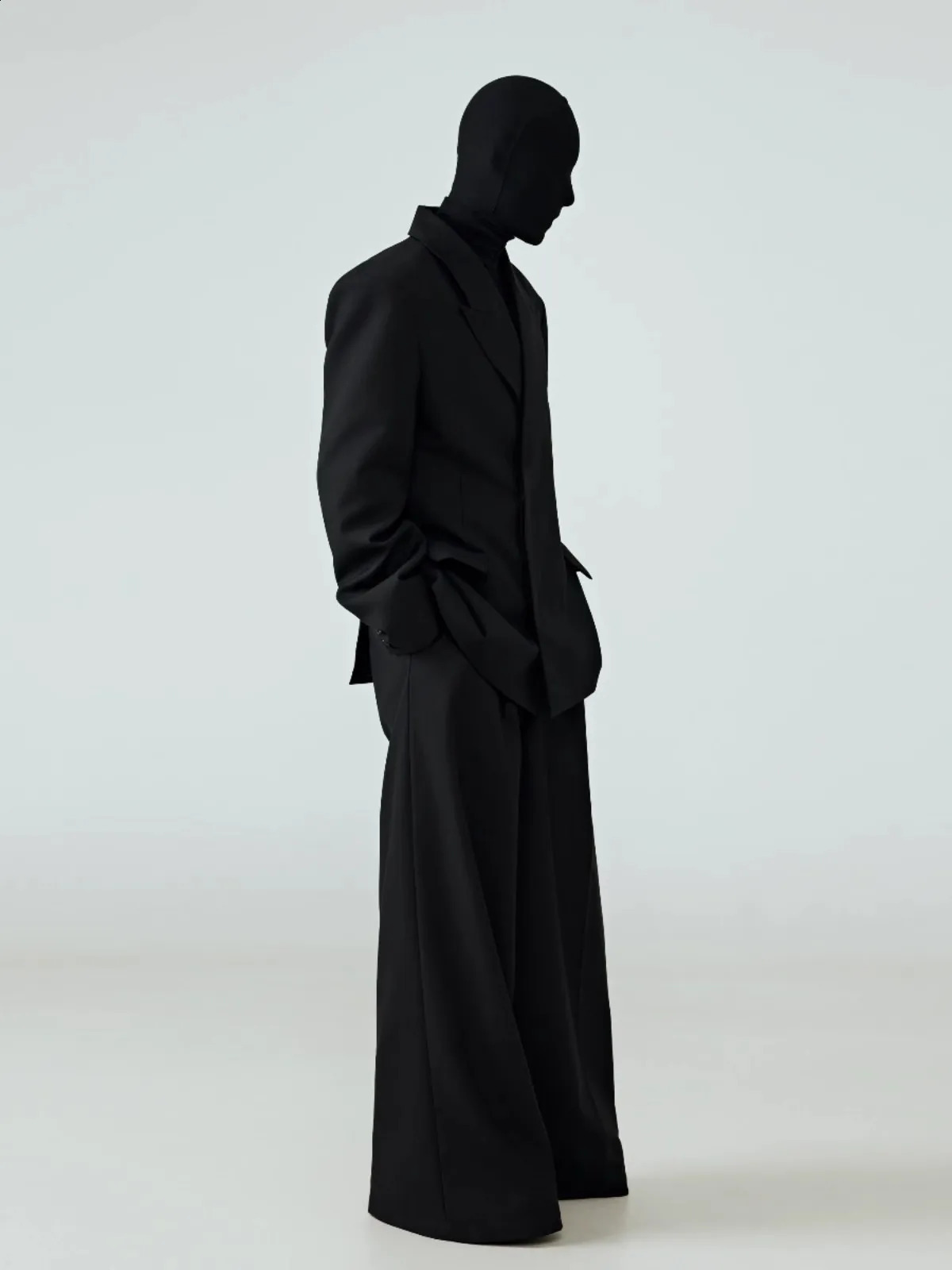 Mauroicardi Spring Autumn Black Fitted Blazers for Men Peaked Lapel Shoulder Pads Single Button y ner Clothes 251023