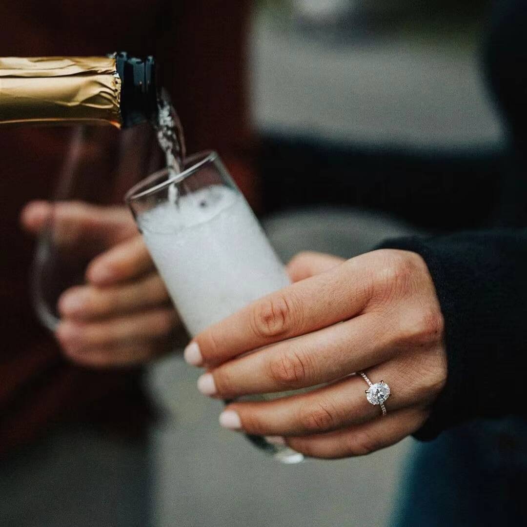 OLAN Luxury 35CT 925 Sterling Silver Rhodium Plated Oval Cut Moissanite Engagement Wedding Rings with Prong Setting for Women