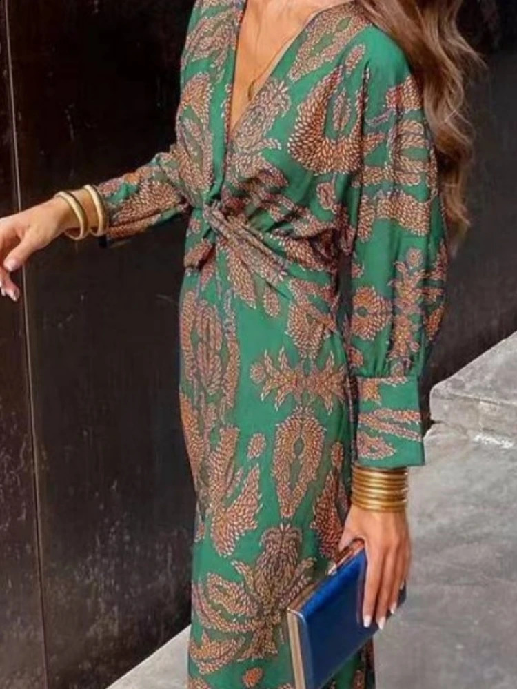 Elegant Streetwear Dress Women Spring Womens Retro Printed V Neck Long Sleeved Casual Comfortable Medium Length 251022