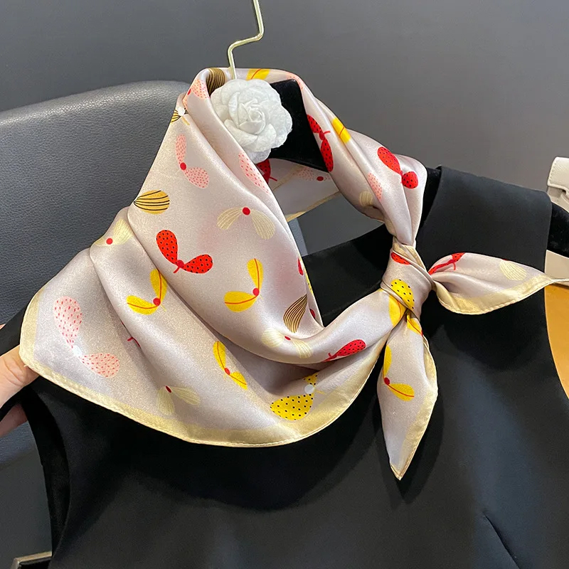 Luxurious Square Cut Genuine Silk Fabric Accessory Perfect Gift Idea Seasonal Wear