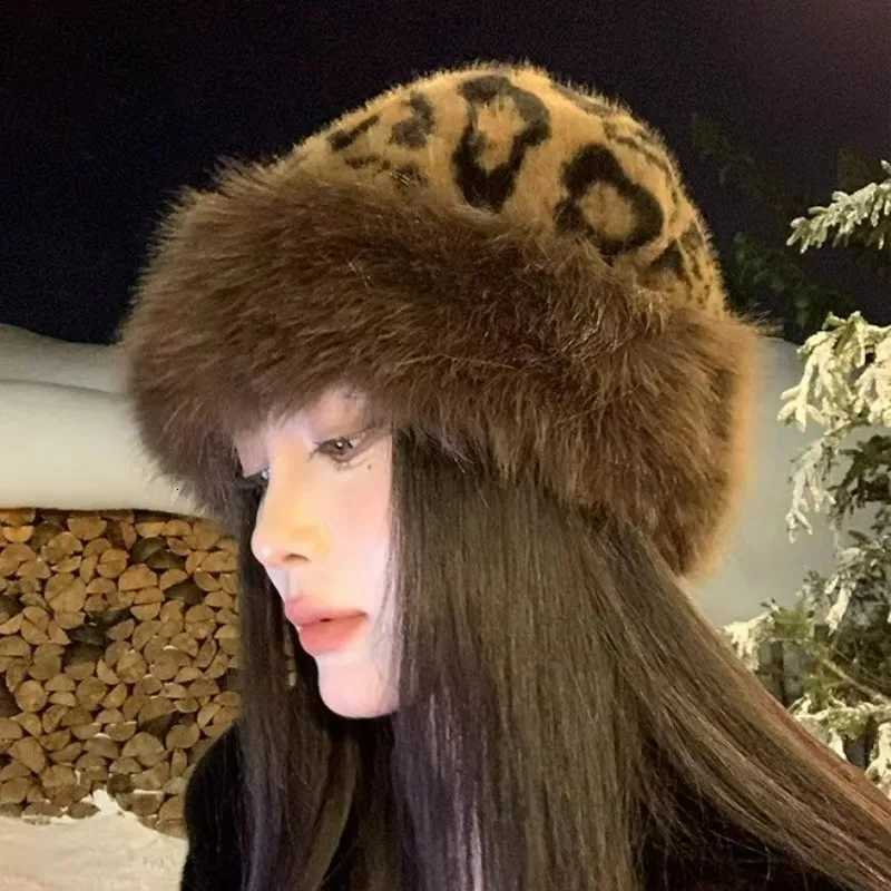 Retro opard Print Bucket Hat Wen Fashion Furry Fisherman Faux Fur Warm Winter Luxury Ear Protection Plush Panama GirlsW251023