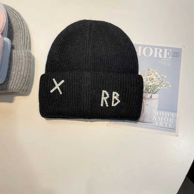 New Real Rabbit Fur Diamonds Letter Beanies Hats For Women Winter Warm Knitted Hat Famous Brand Lady Casual Bonnet Skiing CapXJ251023