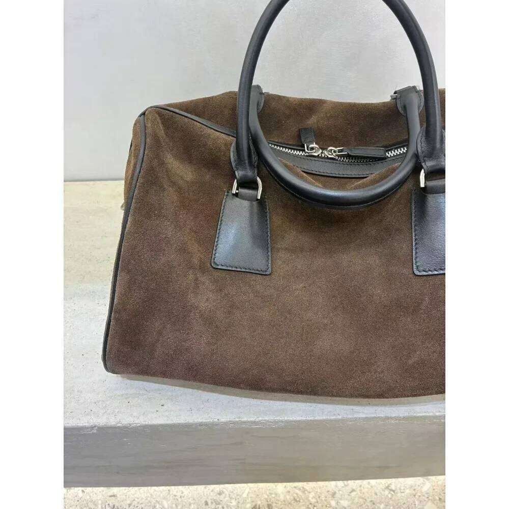 Autumn Winter New Niche Design Retro Old Money Style Commuting Casual Versatile Large Capacity Suede Shoulder Oblique Span Bag