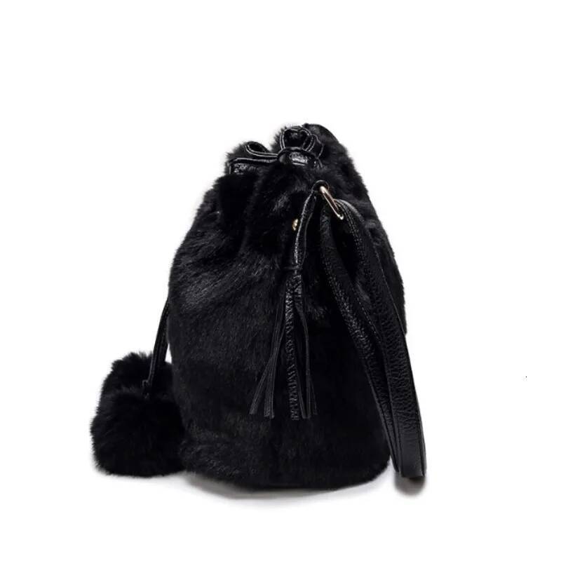 Autumn and winter new luxury handbag fur synthetic leather designer bag drawstring bucket bag plush leopard print spicy girl versatile women's sh