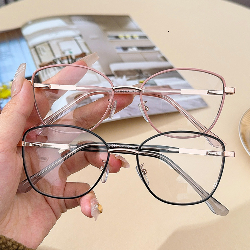 New Fashion Color-Changing Optical for Men, Precision Crafted Large Metal Internet Celebrity Frame, Blue Light Blocking Glasses Frame