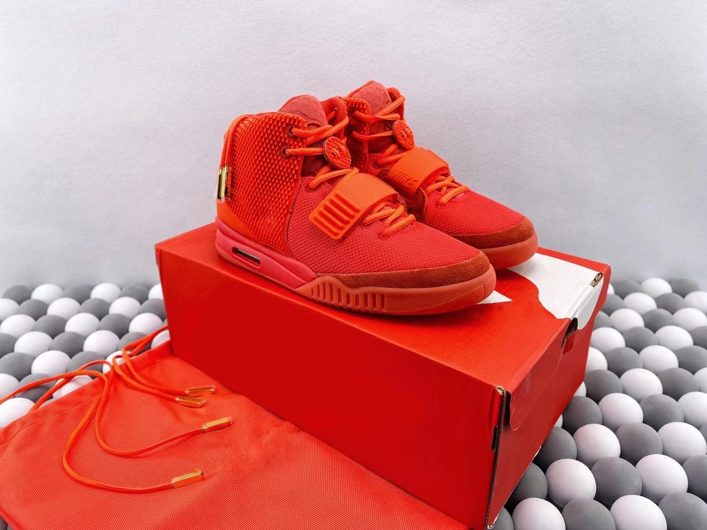 2025 Authentic Basketball Shoes Boots 2 II Solar Nrg Red October Glow In The Dark Men Women Sports Sneakers With Original box