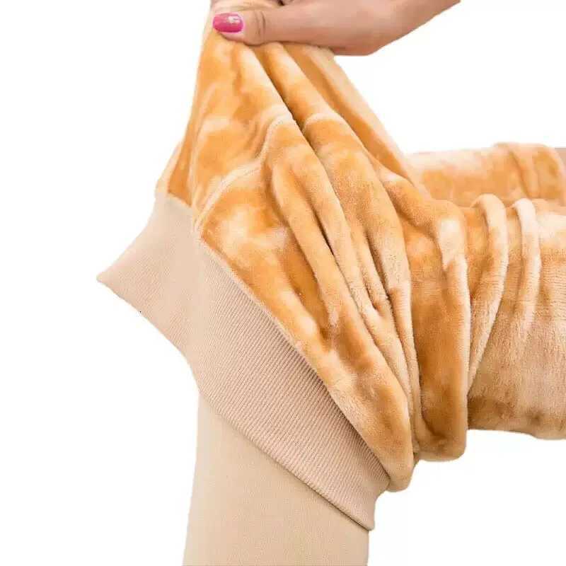 Winter Fleecelined Thick Thermal Women Long Tights Female keep warm Soft Leggings High Waist Elastic Slim thickening PantyhoseT251023