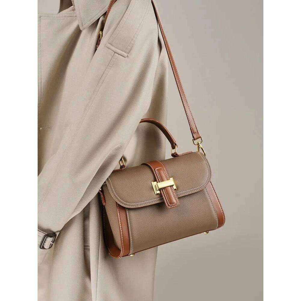 Genuine Leather Women's Crossbody Retro Chic Handbag Luxurious Commuter Shoulder Bag