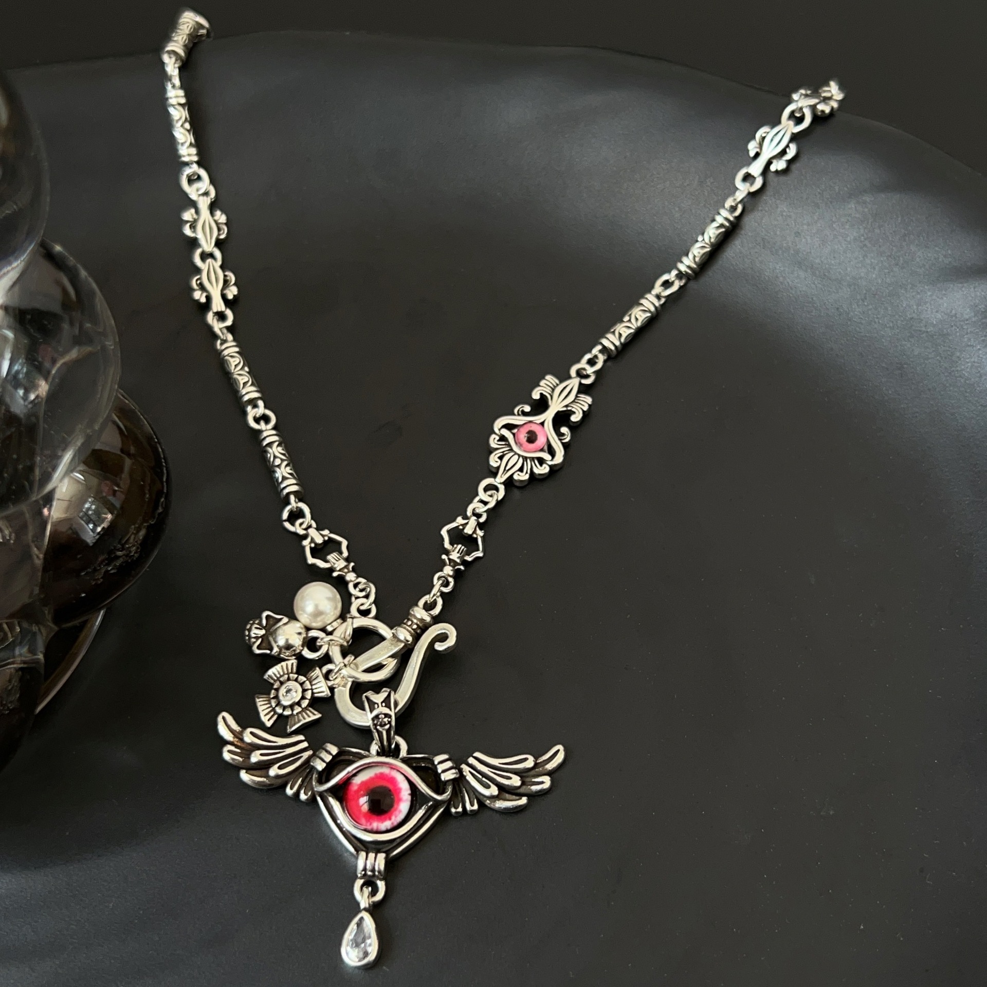 Designer necklace for woman Alloy studded diamond zircon devil's eye pendant necklace, fashionable and exquisite sweater chain Halloween gift