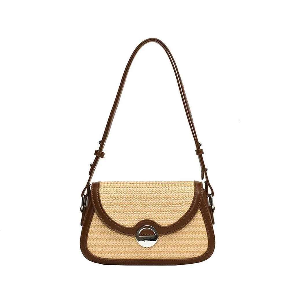 Designer Bags new fashionable and versatile crossbody bag is exquisitely designed with a single shoulder and a small square under the armpits