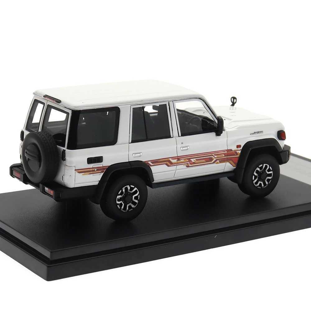 History Brand Model Car 143 TOYOTA LAND CRUISER70 AX2023Resin Car Toy Vehicles Metal Model Car Decoration Kids Gift BoyT251023