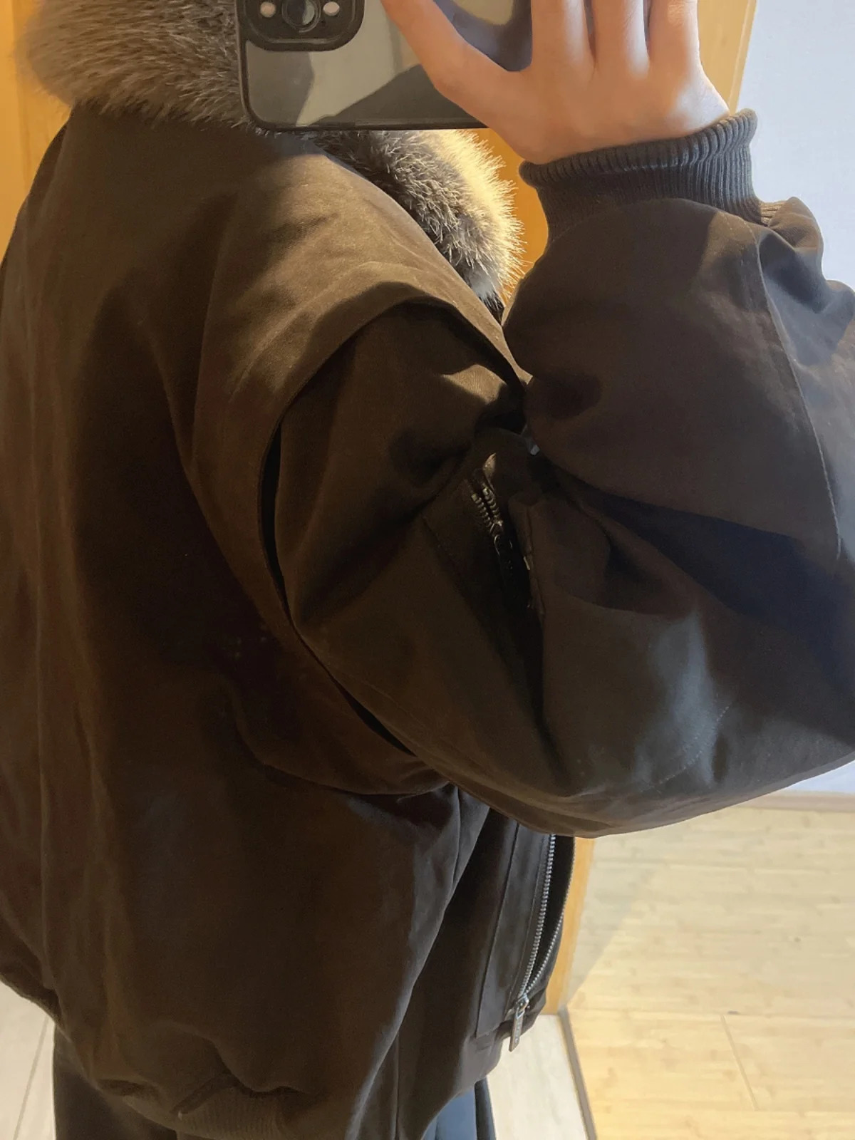 Winter Style Large Fur Collar Warm Coats Men Vintage Workwear Down Jackets Mens Thick Long Sleeve Outerwear W728 251020