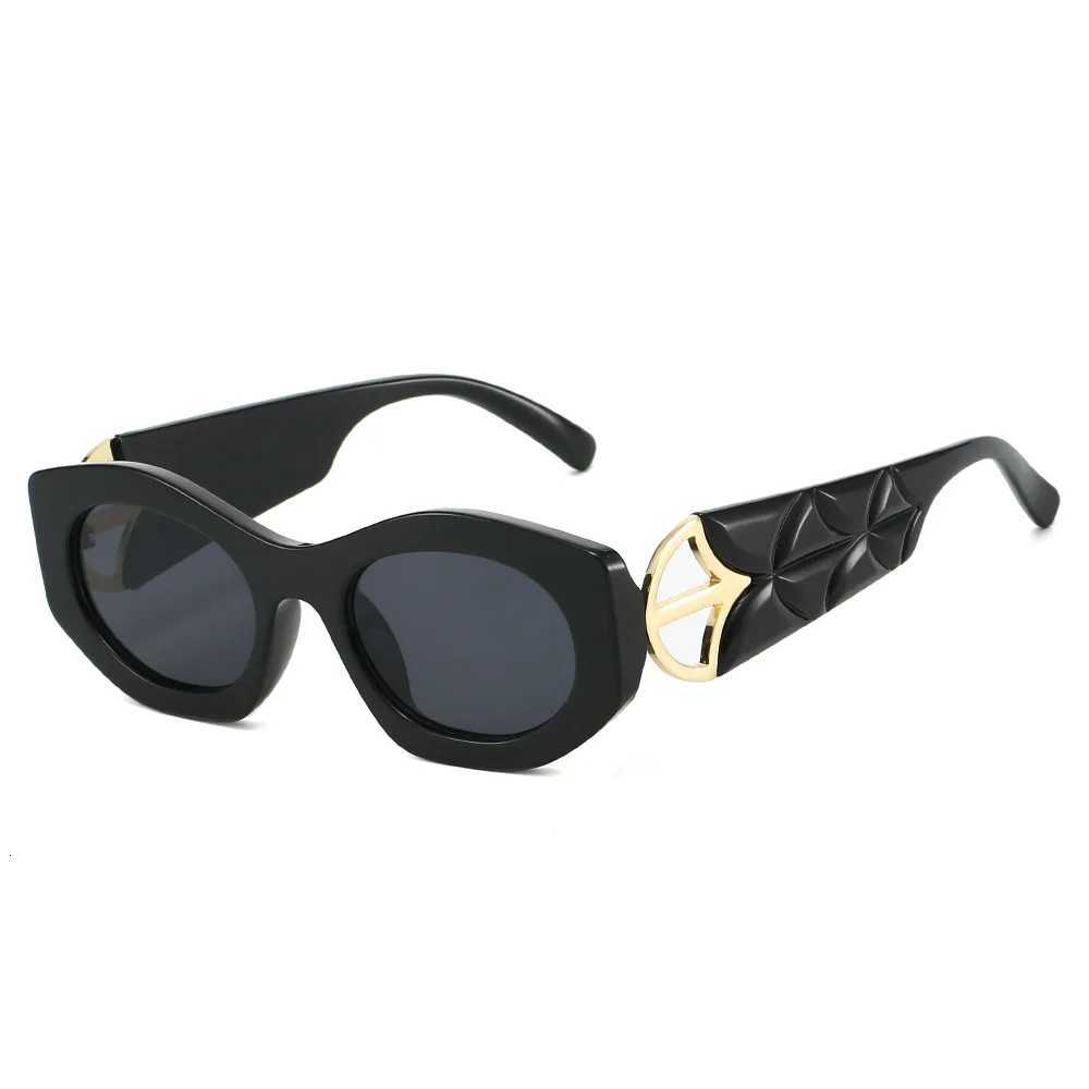 Fashion Square Oval Sunes Wan Brand Designer Irregar Vintage Sun es Fem Travel Retro Wen SunesW251023