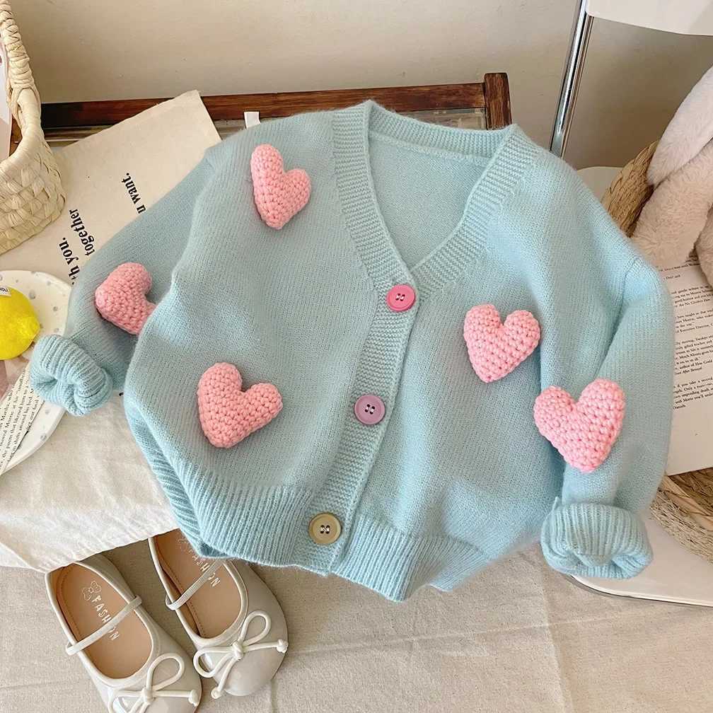 Childrens Sweaters Love Decorated Girls Knitted Cardigan Girls Winter Clothes Sweater Korean Style Toddler Girl Winter ClothesT251105