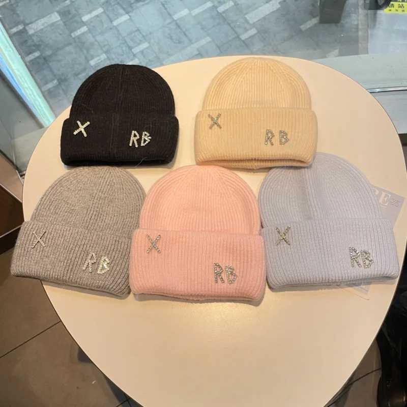 New Real Rabbit Fur Diamonds Letter Beanies Hats For Women Winter Warm Knitted Hat Famous Brand Lady Casual Bonnet Skiing CapXJ251023