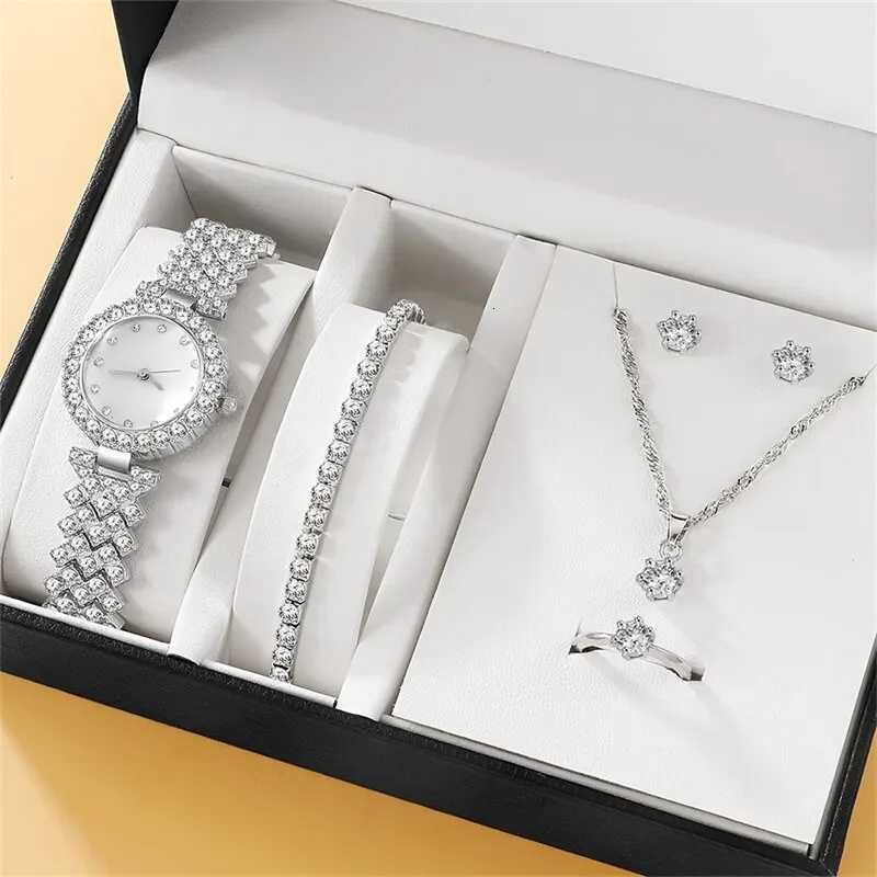 6PCS Set Luxury Watch Women Ring Necklace Earring Rhinestone Fashion Wristwatch Casual Ladies Watches Bracelet Set ClockL251023